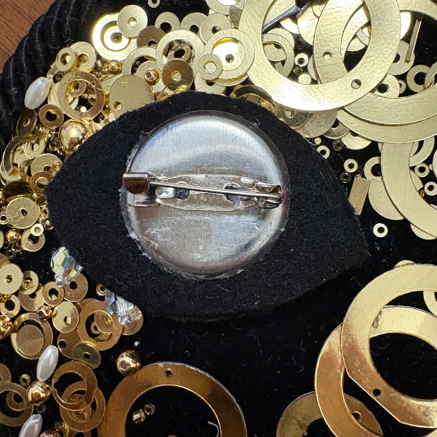 Spilla “eyes on me” GOLD