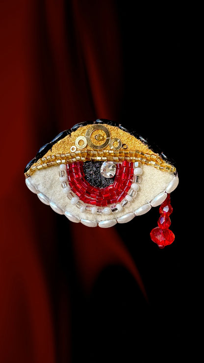 Spilla “eyes on me” ROSSO